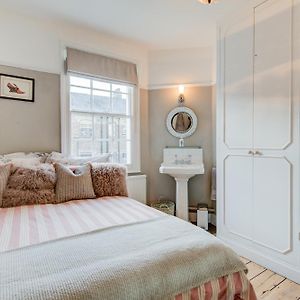Kamer met een King Size Bed